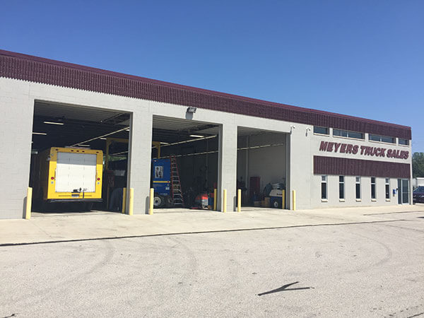Truck service bay